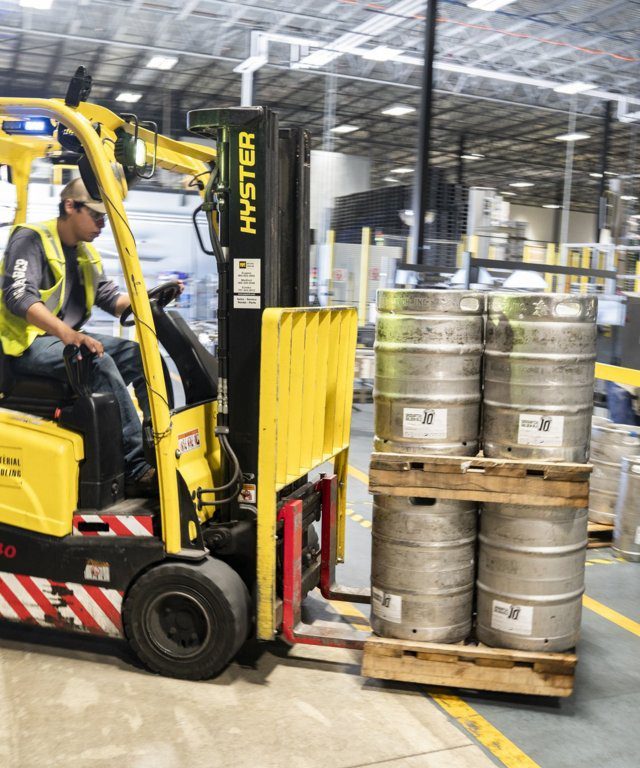 Packing Dangerous Goods<br />
